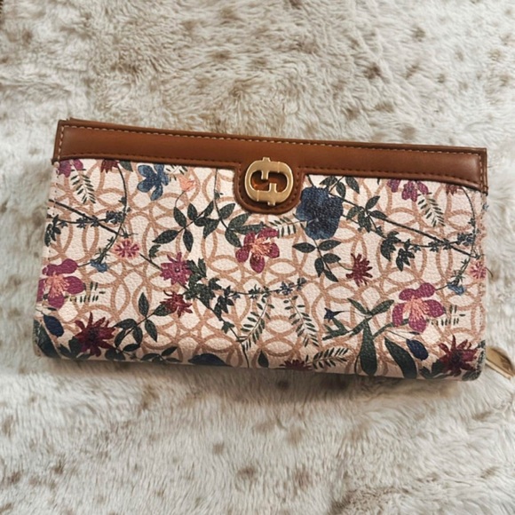 Wildflowers Vintage-look Wallet - Picture 1 of 7